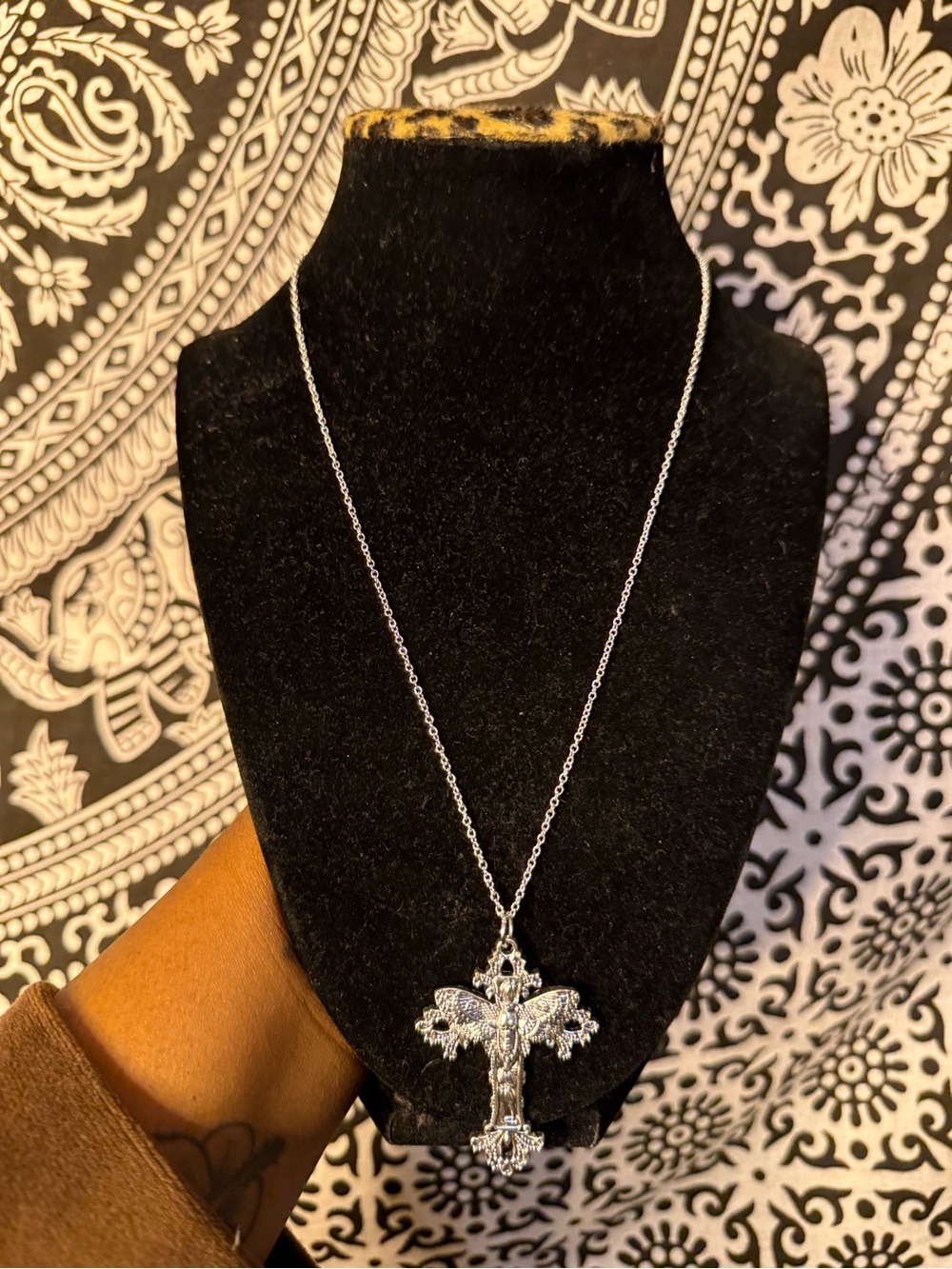 Ed Hardy inspired Silver 925 cross necklace